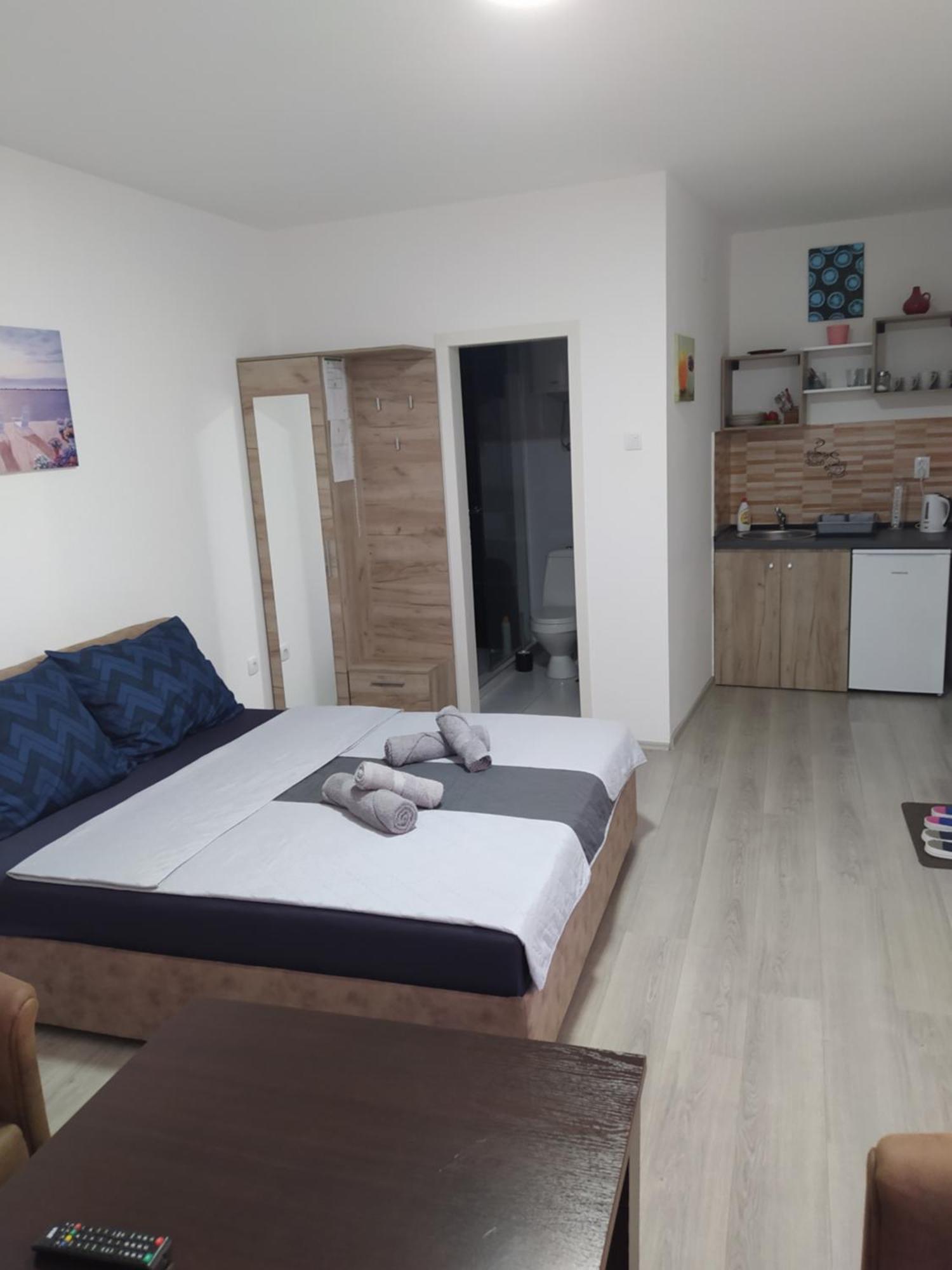 Ferienwohnung Lotus House Zrenjanin Exterior foto