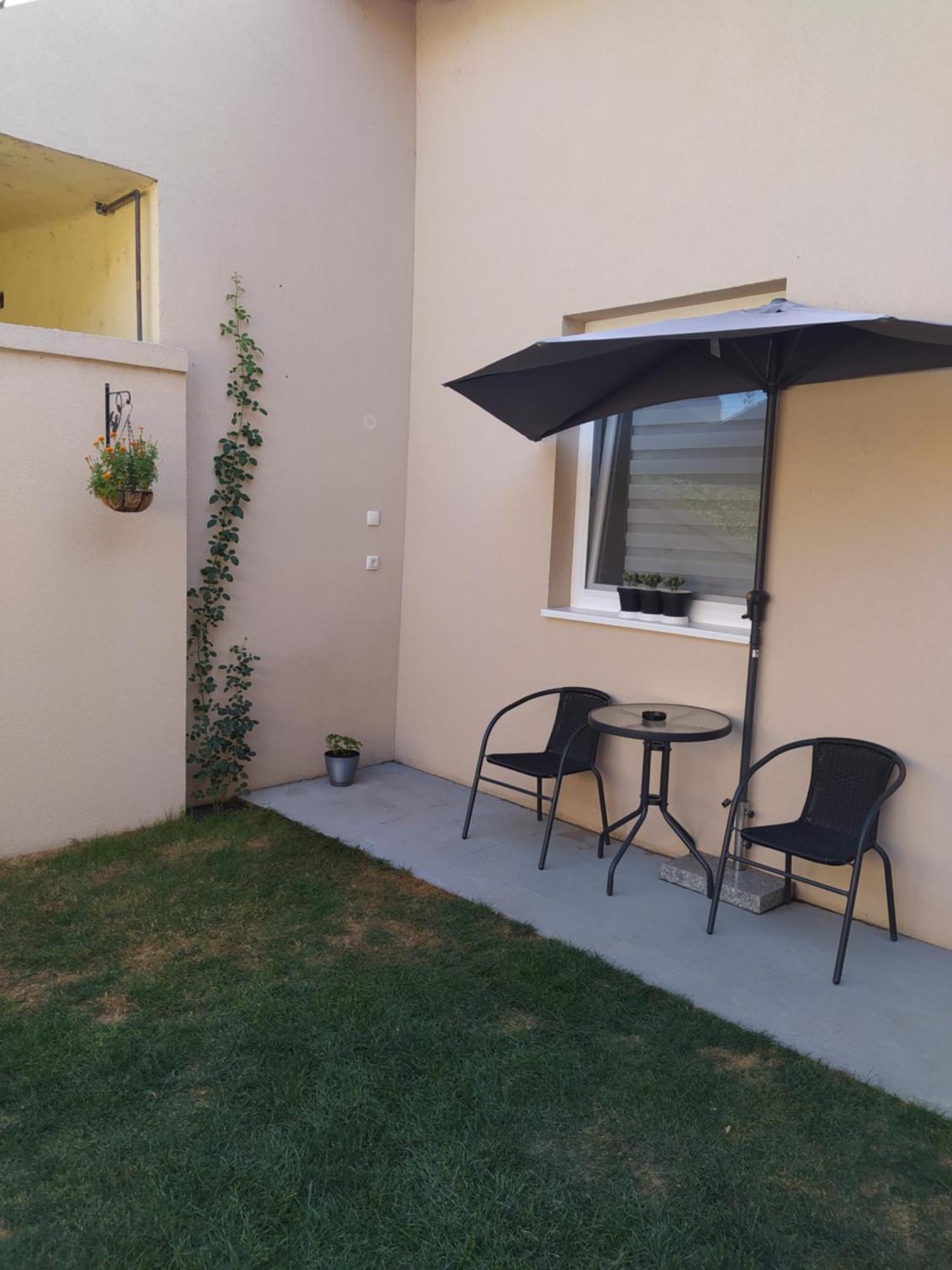 Ferienwohnung Lotus House Zrenjanin Exterior foto